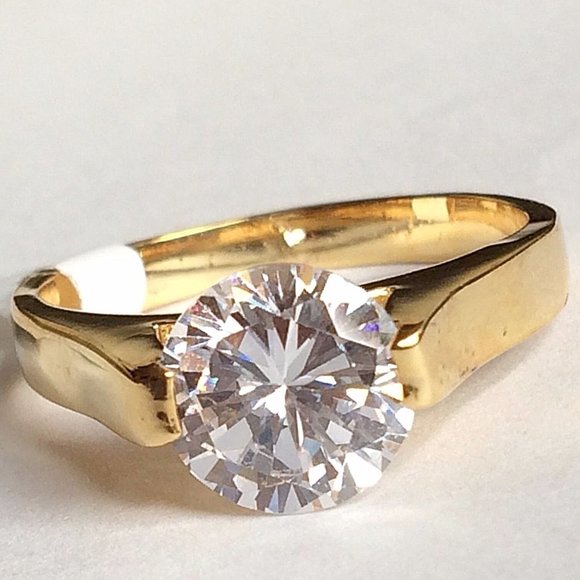 Solitaire Cubic Zirconia Engagement Cocktail Ring Size 11 Gold Plated Round - Picture 1 of 8